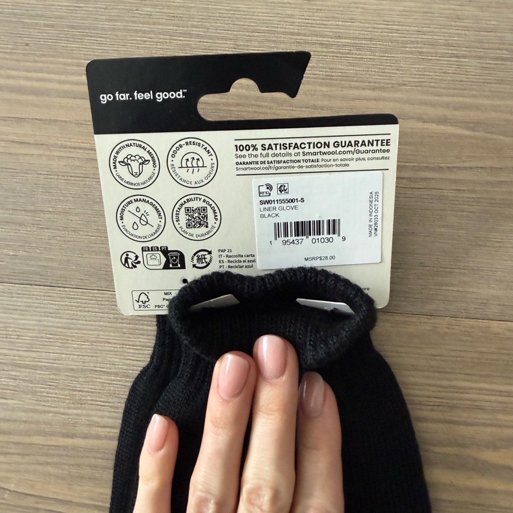 NWT Smartwool merino wool gloves - size small - Picture 3 of 3